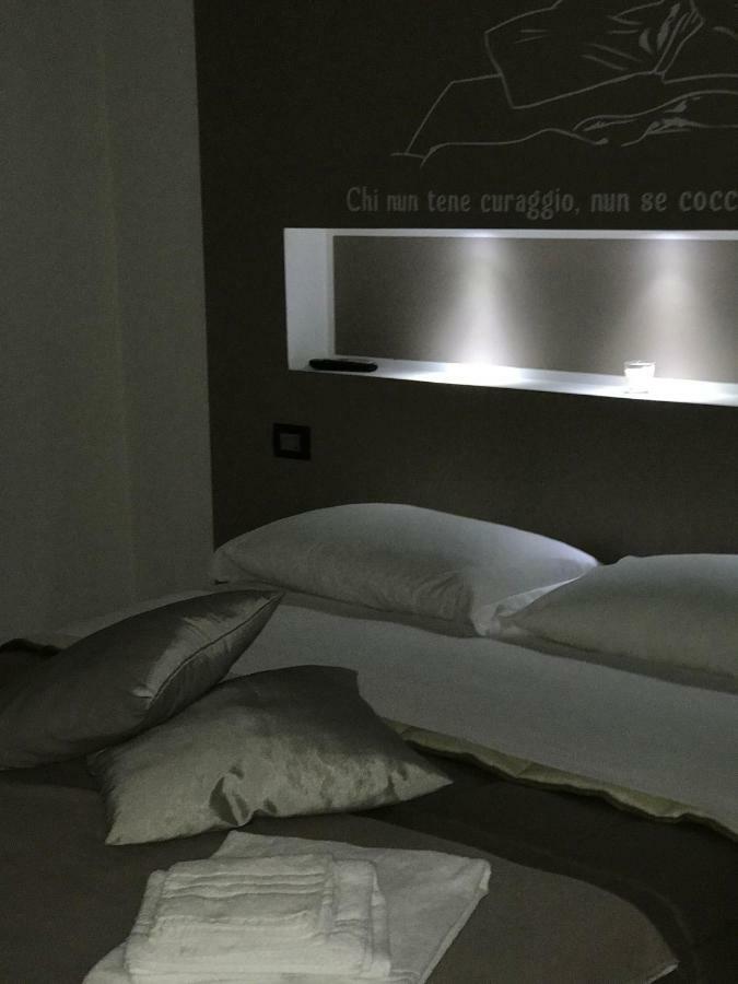 B&B Next Stop Napoli エクステリア 写真